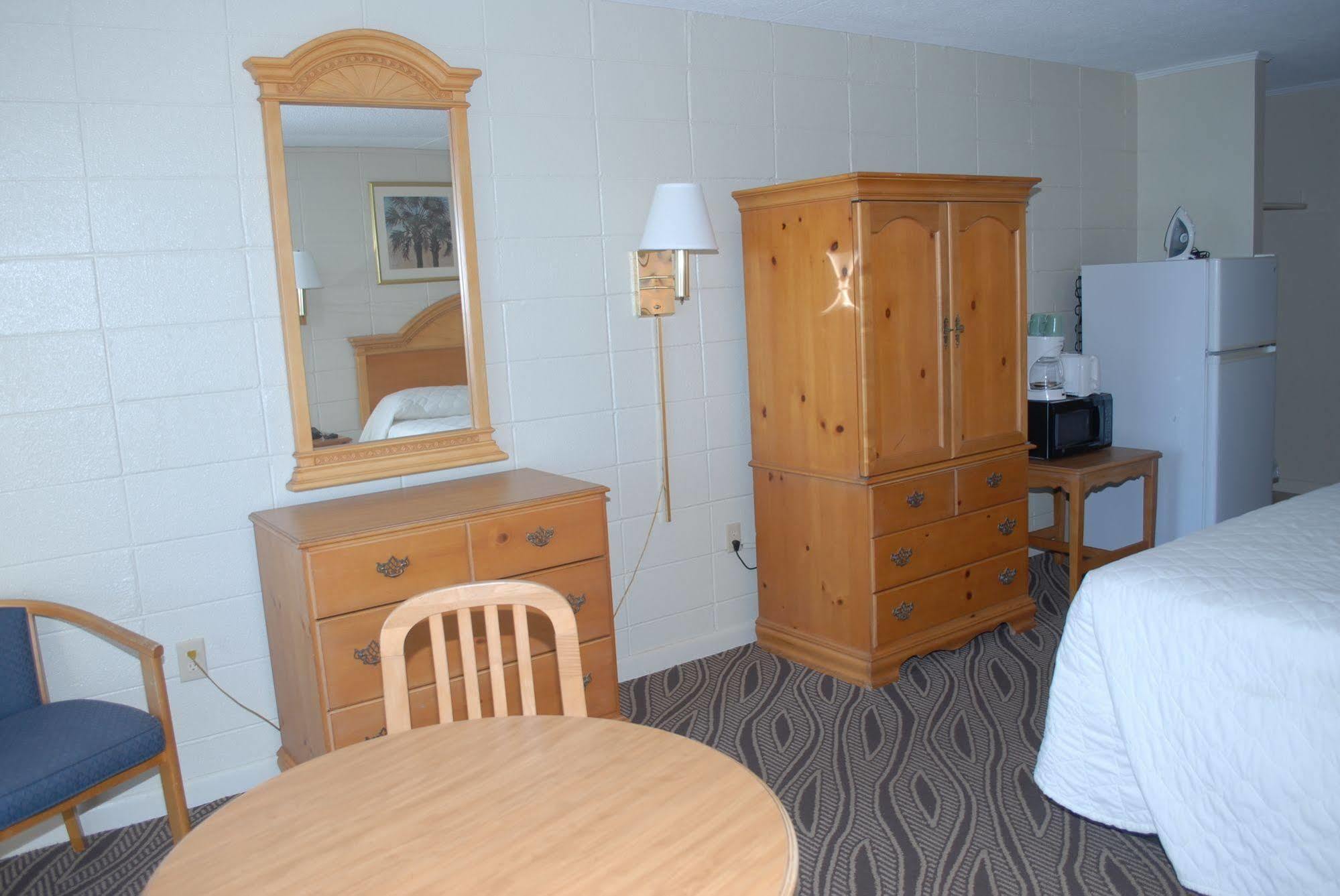 Admiral Motor Inn Myrtle Beach Dış mekan fotoğraf